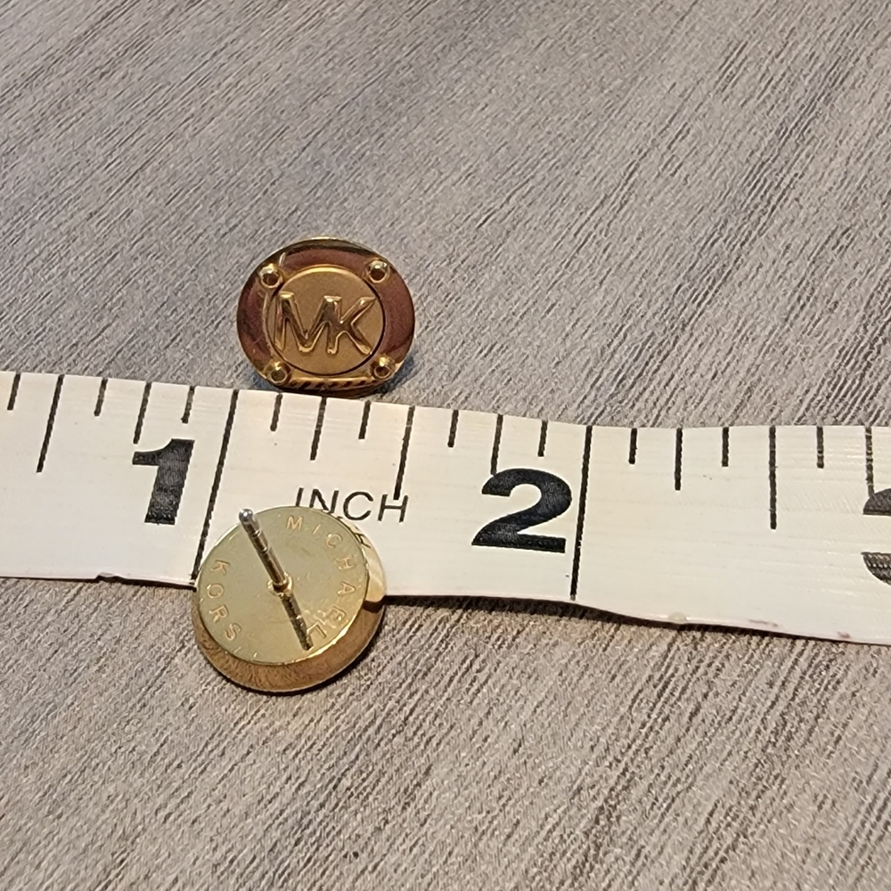 Michael Kors gold stud logo circle earrings🌟